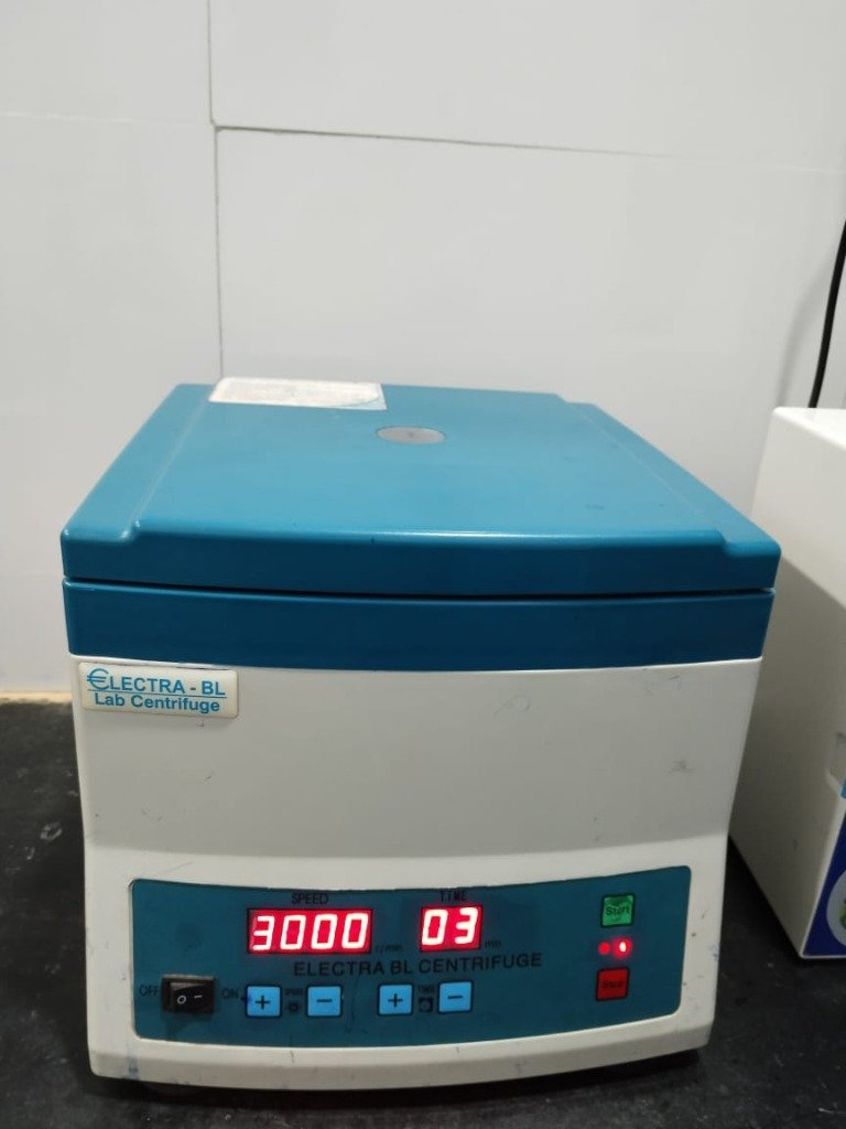 Digital Laboratory Centrifuge