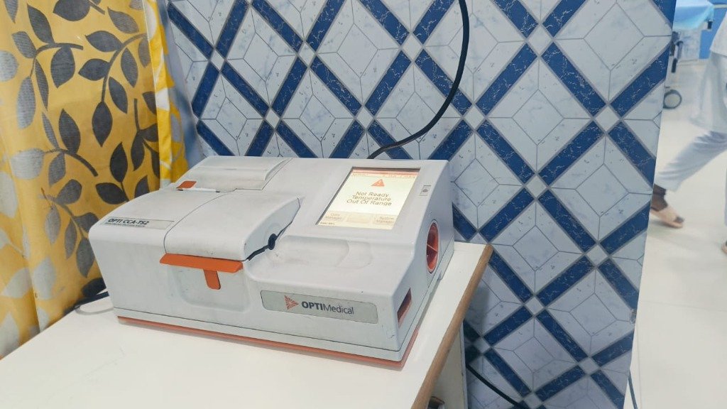 Critical Care Blood Gas & Electrolyte Analyzer